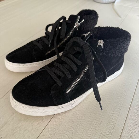 Steve Madden Kameo Sneakers Zipper Closure Faux Sherpa 10 NWOB - Picture 2 of 9